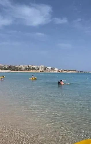 Apartment Stunning Pool View 1bed Private Access, Veranda Sahl Hasheesh Hurghada
