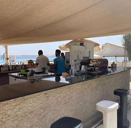 Apartment Stunning Pool View 1bed Private Access, Veranda Sahl Hasheesh