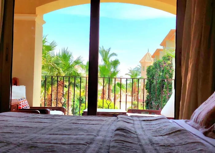 Stunning Pool View 1bed Private Access, Veranda Sahl Hasheesh Apartment